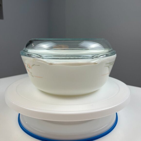 Pyrex casserole round dish with lid Pink Wild flower pattern glass cookware dish - Picture 2 of 13